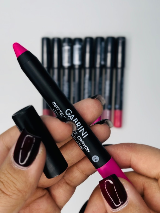 رژلب مدادی گابرینی مات برای داشتن لب هایی مخملی و زیبا در شیمون