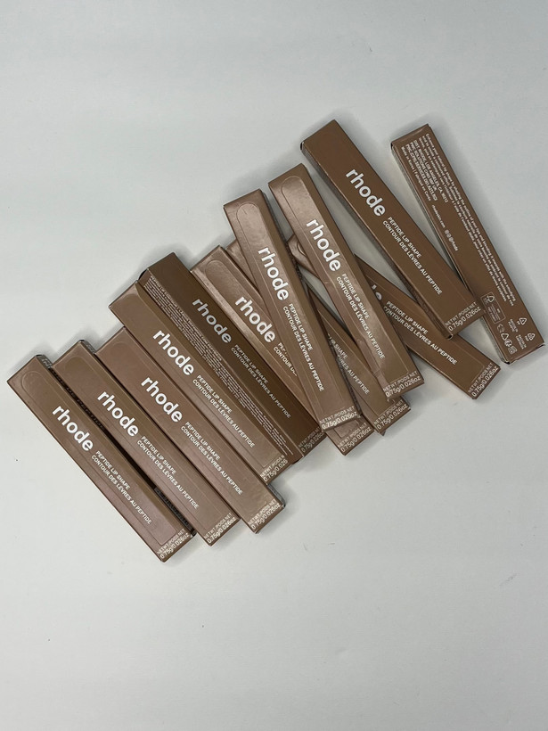 مداد لب و چشم پیچی رود اصل با رنگدانه های قوی و ضد آب در شیمون